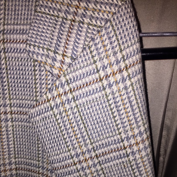 Custom made Italian wool sport coat. - Picture 2 of 4